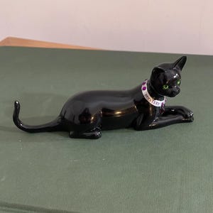 Figura de Gato Negro: &quot;Misterio Místico&quot; - Colección Hamilton