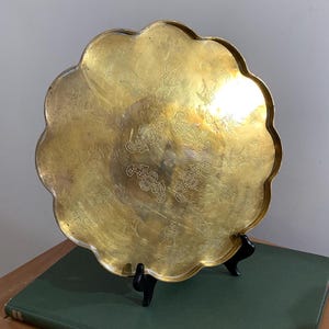 Vintage Scalloped Brass Tray with Hand-Etched Birds and Floral Motifs — Mid-Century Decorative Metal Art