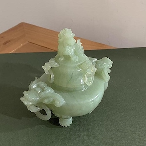 Vintage Jade Incense Burner with Foo Dog Lid – Chinese Carved Celadon with Dragon Handles