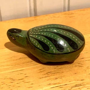 Mini Tonalá Turtle - Vintage Hand-molded Mexican Folk Art Pottery