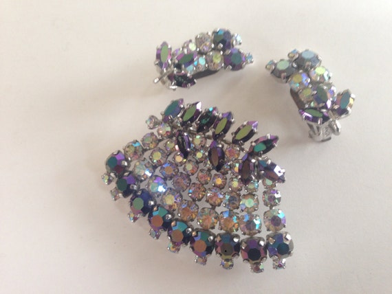 Gorgeous Sparkly AB Prong Set Rhinestone Brooch C… - image 2