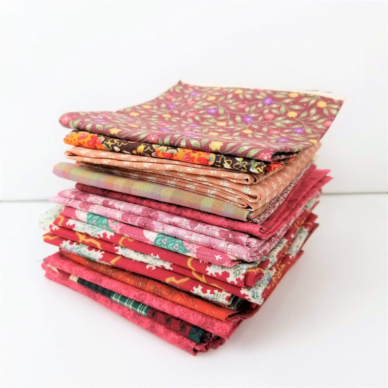 Cotton Fat Quarter FC Fabric Bundle 20 Piece Lot REDS Quilting Patchwork Crafts