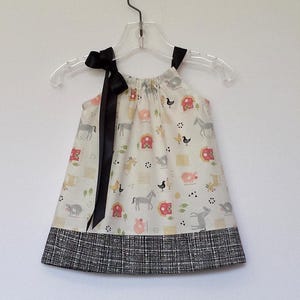 Baby Girls Farm Animals Dress, Pullover Dress and Bloomers Outfit with Chickens, Horses and Pigs, Baby&#39;s Barnyard Pillowcase Dress, 3m-18m