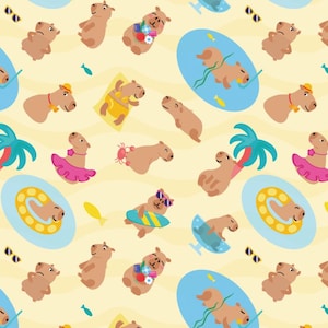 Könnte beinhalten: Ein sich wiederholendes Muster mit Cartoon-Wasserschweinen, die einen Strandurlaub genießen. Die Wasserschweine sind mit Sonnenbrillen, Blumenketten und Schwimmreifen dargestellt und von Palmen, Fischen und Sonnenbrillen auf hellgelbem Hintergrund umgeben.