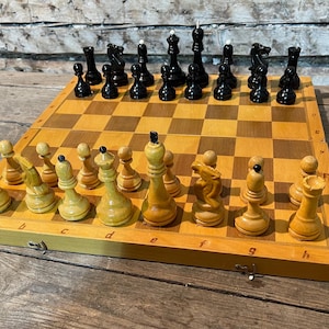 Juego de ajedrez de gran maestro soviético / Ajedrez de torneo de la URSS / Tablero de ajedrez de la Guerra Fría / Juego de ajedrez ruso extragrande / Tablero y figuras de madera