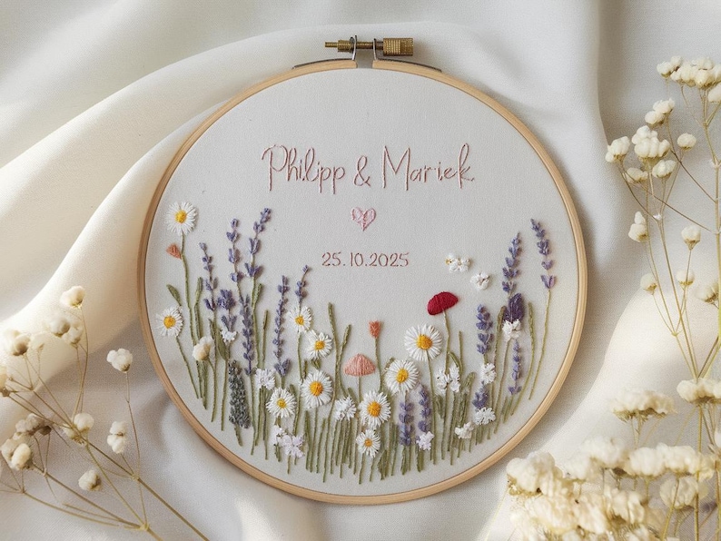 Custom Wedding Embroidery Hoop With Flowers and Names – Personalized ...