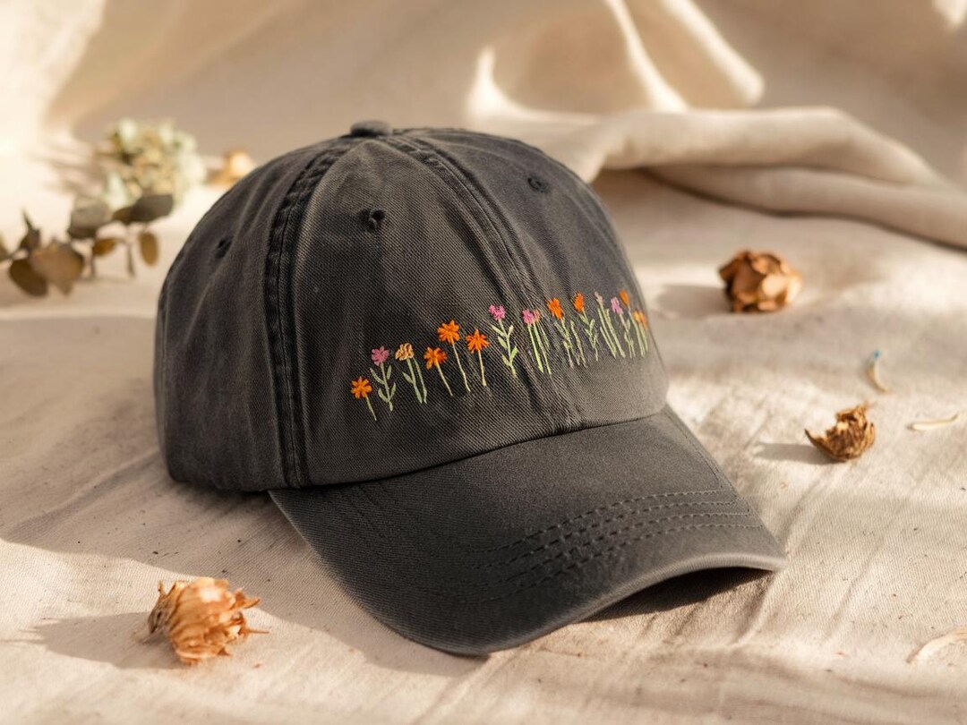 Embroidered Flower Dad Hat: Vintage Washed Cotton Baseball  display picture 2