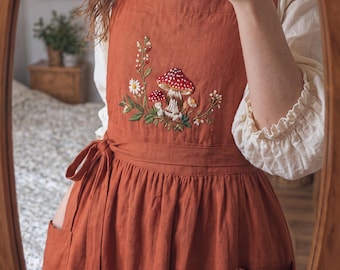 Personalized Linen Apron Dress, Hand Embroidery Strawberry Dress, Custom Name Cottagecore Apron, Floral Linen Dress, Rustic Farmhouse Outfit