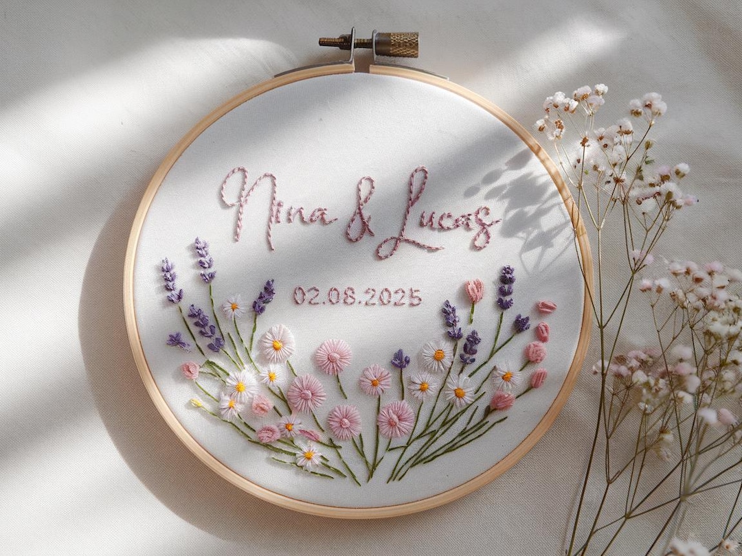 Custom Wedding Embroidery Hoop With Flowers and Names – Personalized ...