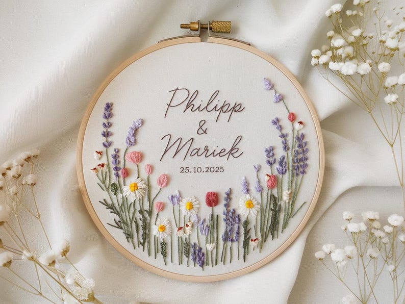 Custom Wedding Embroidery Hoop With Flowers and Names – Personalized ...