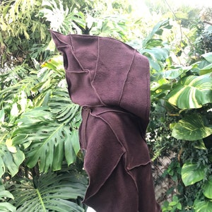 Leaf Scoodie - Scarf with Hood and Pockets