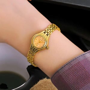Dainty Women’s Watch, Gold Women's Watch, "Quartz Watch", "Minimalist Watch", "Bracelet Watch", Gift for Her