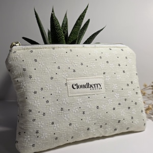 Bolsa con cremallera y forro floral / Neceser pequeño acolchado para maquillaje / Estuche para cosméticos con forro / Organizador de monedero con cremallera dorada / Bolsa de viaje