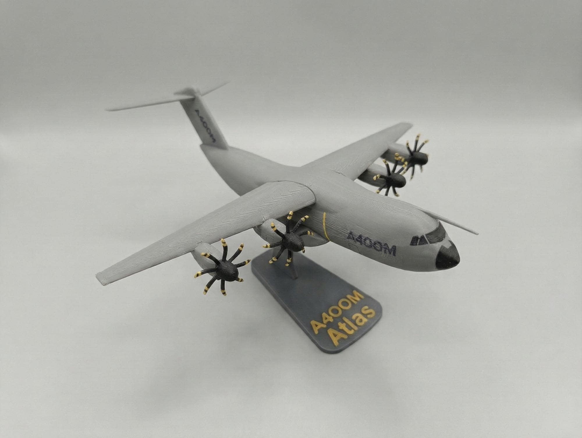 英空軍 A400M Atlas タグ キーホルダー 実機 Planechains A400M Atlas Plane Kit Card – 3D Pop-out Model | Military Aircraft