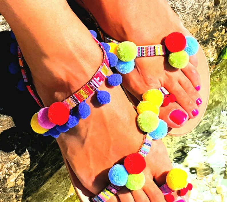 sandals with fluffy pom poms