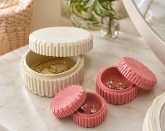 Travel Box Set, Round Mini Organizer, Refillable Cream Jar, Portable Jewelry Case, Trip Gift