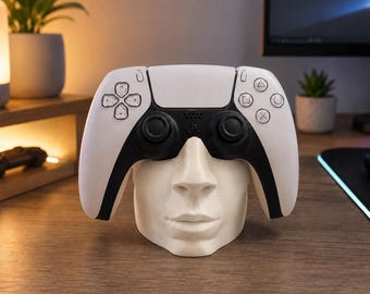 Controller Holder, Sculptural Head Stand, Gamer Desk Decor, Console Setup Accessory, Unique Gaming Gift