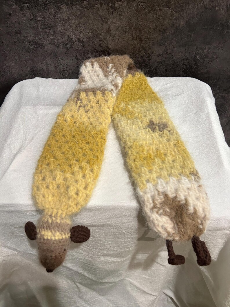 Crochet Dachshund Scarf, Sausage Dog Scarf, Handmade Scarf, Cute Winter Neck Scarf, Dog Lover Gift Sunlit Cream Dog