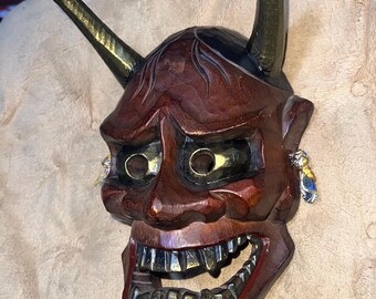 日本の能面「子般若」 - 木彫りの鬼劇面 - Etsy 日本