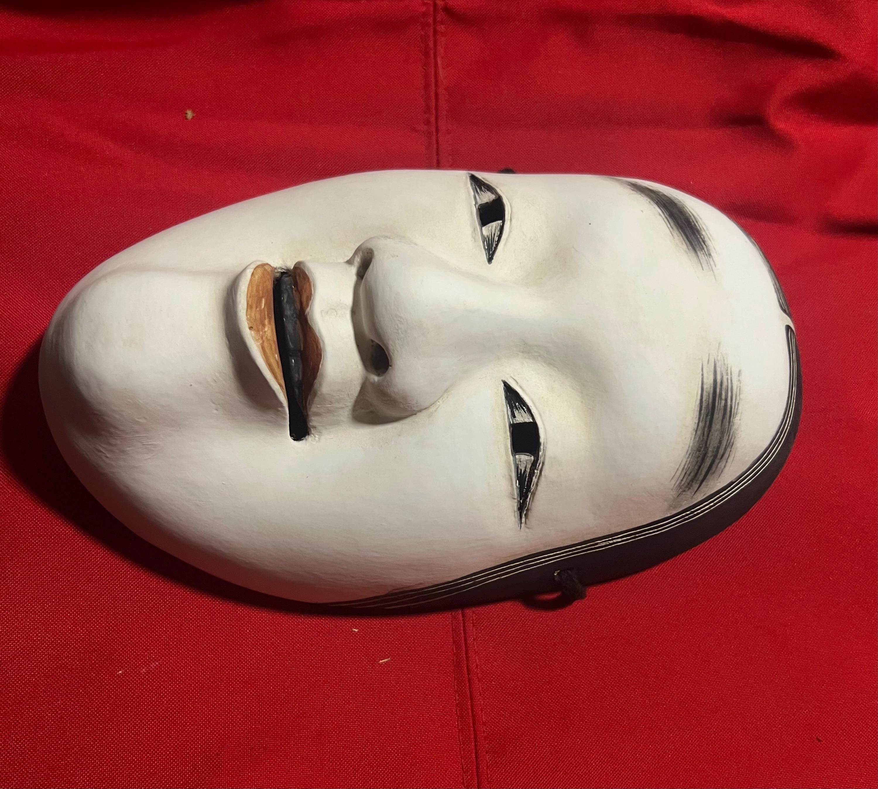 本物の手彫り木製能面「小面」 - 日本の伝統演劇芸術民俗芸術 - Etsy 日本