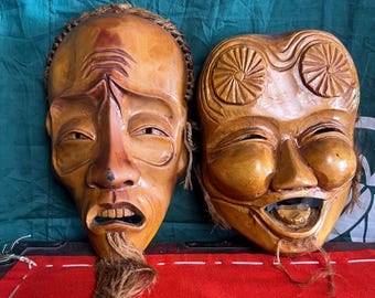 木彫りと漆塗りの能面「翁」 - Etsy 日本