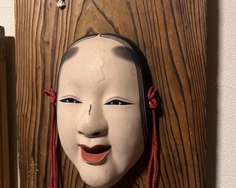 手作りの烏天狗のお面：日本の民話の木彫りアート - Etsy 日本