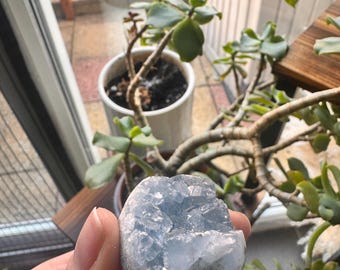 Naturlig skönhet Rå himmelsk geode Naturlig blå kristall för lugn Frid Klarhet