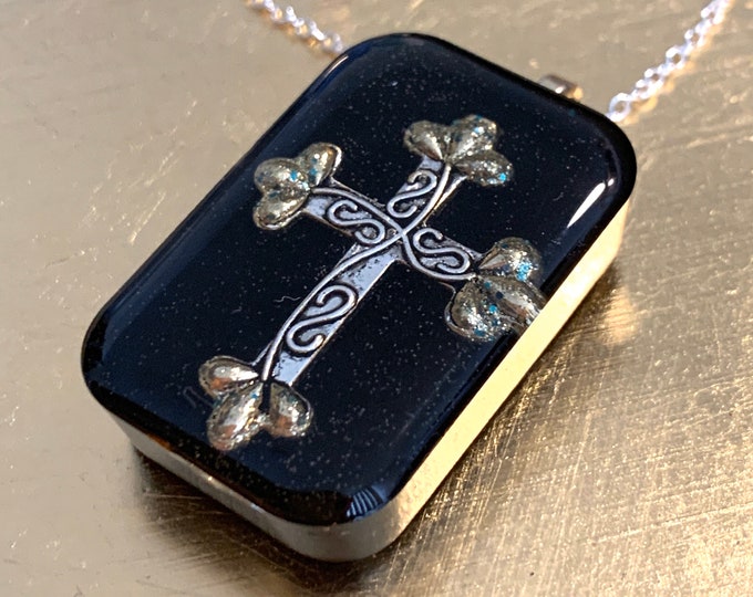 Silver Cross~Cross Pendant~Large Pendant~Resin Pendant~Celtic Jewelry~Outlander Jewelry~Silver Necklace~Cross Necklace~Black and Silver