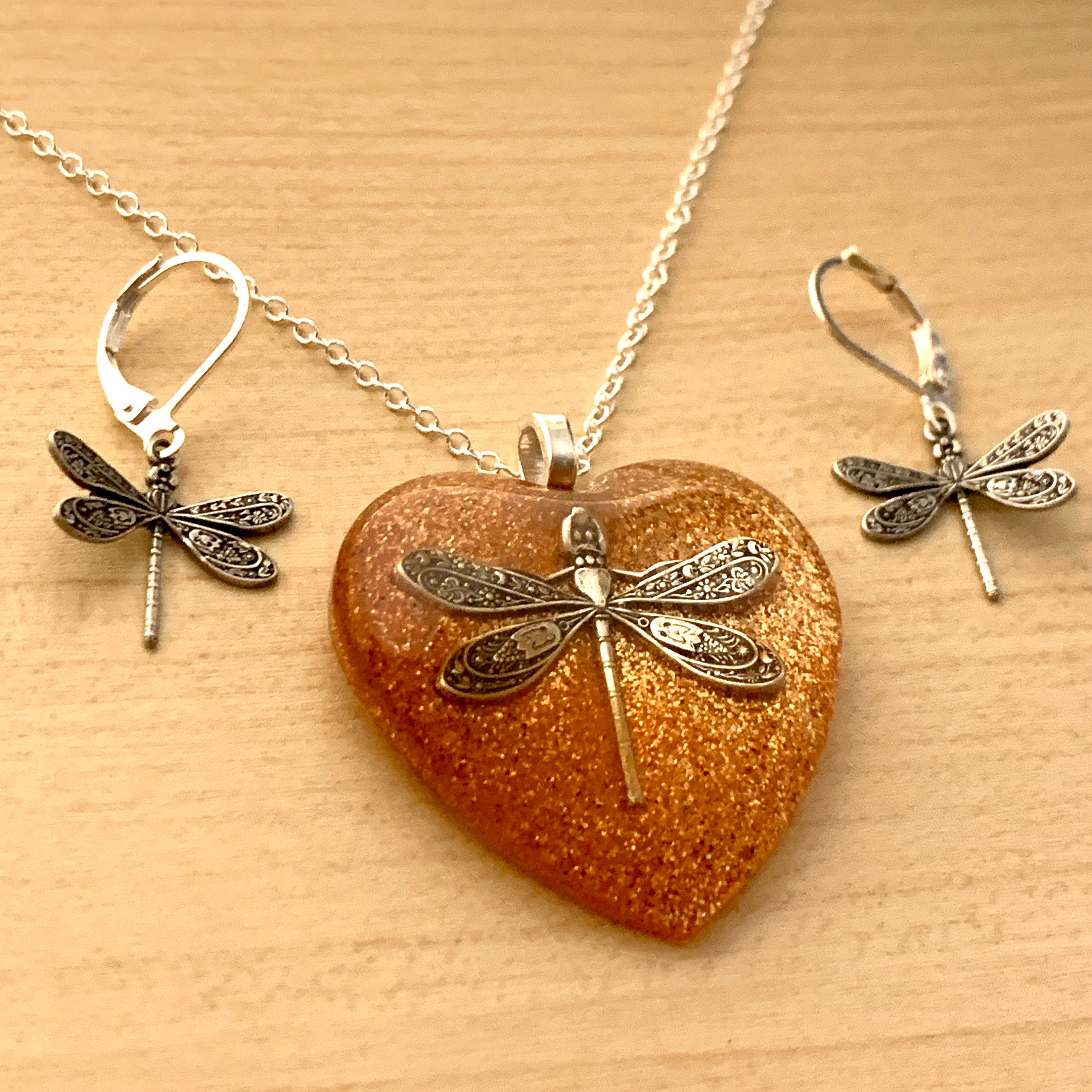 Charming Silver Plated Women Dragonfly Fireworks Grapes Heart Necklace Pendant 