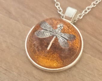 Dragonfly in Amber~Outlander Necklace~Round Silver Pendant~Resin Pendants~Silver necklace~Outlander Inspired Jewelry