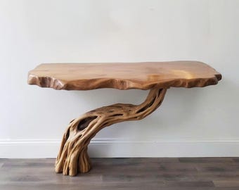Consola de rama de árbol, mesa de entrada de madera flotante, consola multimedia, mesa de recibidor de madera estrecha, mesa auxiliar con borde vivo, muebles rústicos, decoración