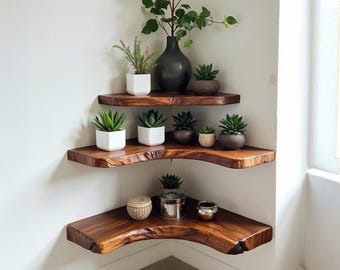 Estantería esquinera con borde natural, librería de madera maciza hecha a mano, estante flotante de madera natural, estantes de nogal a medida en la pared