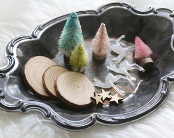 Miniature scene KIT with 3 gorgeous clear resin deer, 3 precious wood stars, 4 small bottlebrush trees and 3 wood slices.