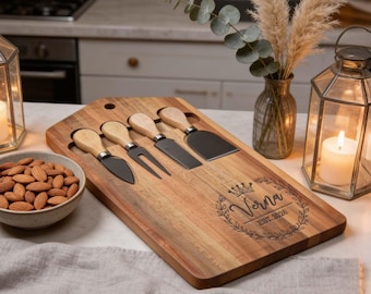 Benutzerdefinierte gravierte Käsebrett-Set aus Akazienholz mit Messern, personalisiertes Charcuterie Board