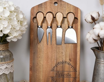 Personalisiertes Akazienholz Charcuterie Board Set mit Messern, individuell graviertem Käsetablett, Küchendekor
