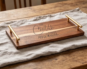 Bandeja multifuncional personalizada con asas, bandeja para barbacoa, regalo de aniversario, regalo de boda, bandeja de madera de acacia con nombre personalizado