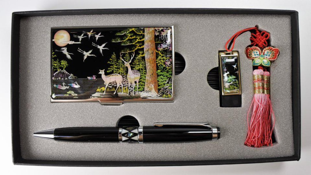 高級韓国産螺鈿ギフトセット | ナジョンチルギペン、USBメモリ、カードケース 高級韓国産螺鈿ギフトセット | ナジョンチルギペン、USBメモリ、カード