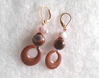 Cocoa Hoop White Pearl Picture Jasper Drop Earring