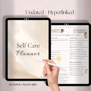 Könnte beinhalten: Digitaler Selbstpflegeplaner auf einem Tablet, undatiert und hyperverlinkt. Der Planer enthält Abschnitte für die Tagesplanung mit Platz für Notizen und Dankbarkeit. Der Text "Self Care Planner" wird prominent angezeigt.