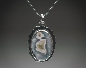 Blue Seam Agate Pendant