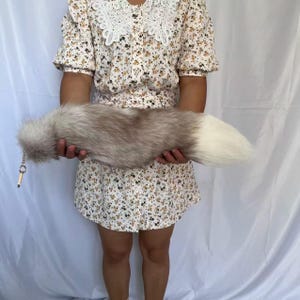 19“ Fluffy Big Fox Tails Cosplay Tails Cosplay Fox Tails Natural Fox Tails with Keychains Brown Ombre Cosplay Fox Tails