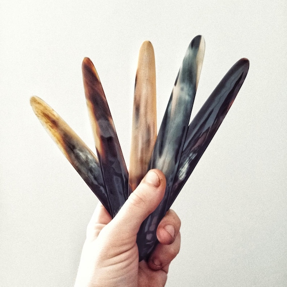 Buffalo Horn Folding Bone – Handmade Leather Working Tool with Free Initial Engraving