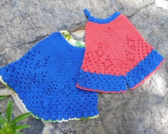 Vintage crochet-pot holder-bloomers-red and blue-hot pad-oven mitt-trivet-kitchen supplies-kitsch-farmhouse