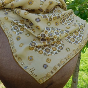 Vintage Scarf-Vintage VERA-Vera Neumann-Paisley scarf-paisley pattern-Ladybug scarf-neutrals-border graphics-Neck scarf