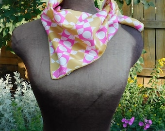 Vintage Vera Neumann 70s Scarf - Graphic Scarf - Pink and Gold - Square Scarf - 1970s - Fashion
