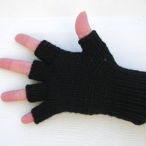 Hand Knit Half Finger Gloves in 100% Merino WOOL Your Color choice / Black or Chestnut BROWN / and Size