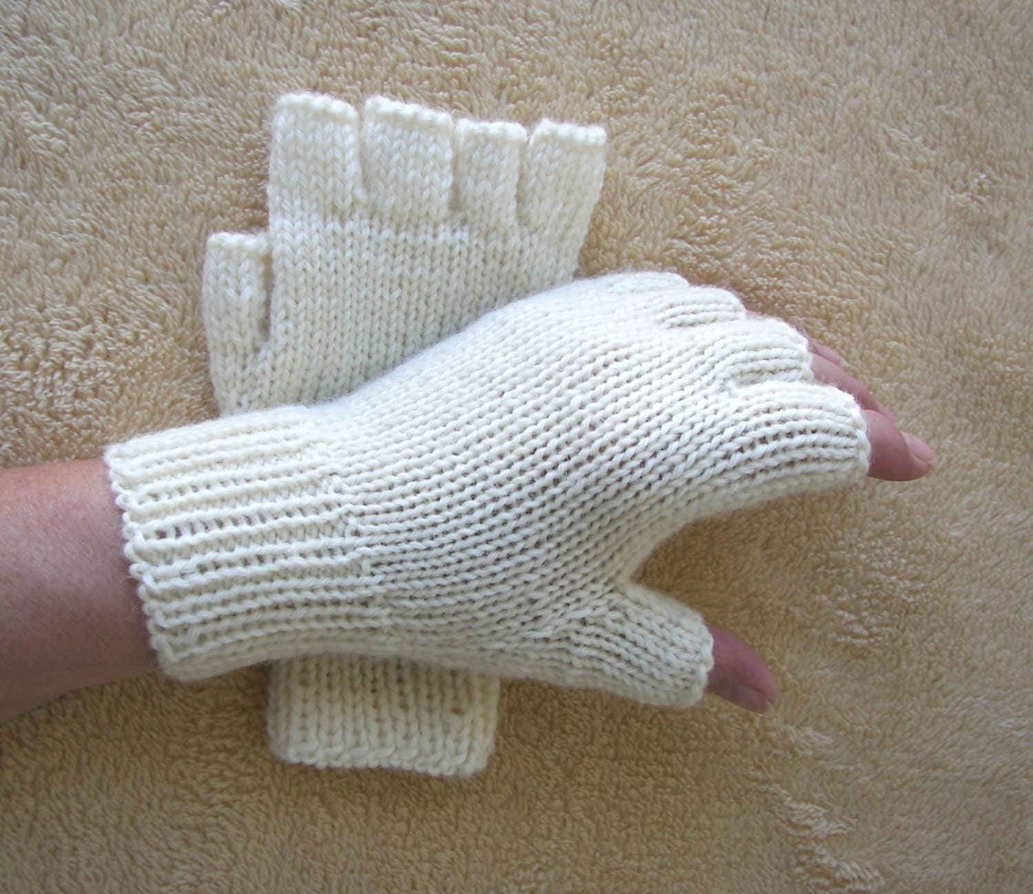 Hand Knit Half Finger Gloves in Soft Peruvian Wool White / Charcoal Gray / Jet Black/ Burgundy