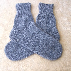 Tahki Donegal Tweed Hand Knit Extra Thick 100% Irish Wool SOCKS in your color choice / Rustic wool socks / Gray Knit socks