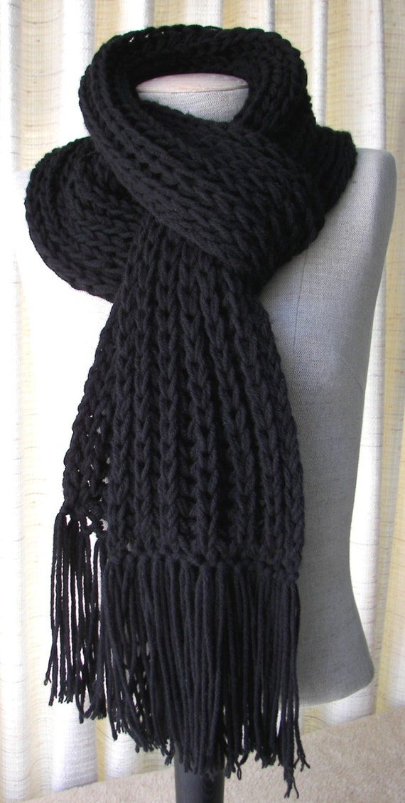black and white knit scarf