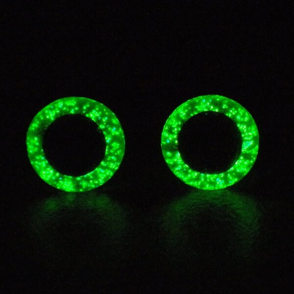 9mm Metallic Green Glow In The Dark Safety Eyes, 1 Pair of Hand Painted Plastic Safety Eyes